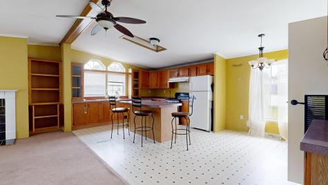 33 Dunlop Avenue Mechanic Falls ME 04256