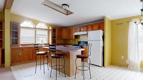 33 Dunlop Avenue Mechanic Falls ME 04256