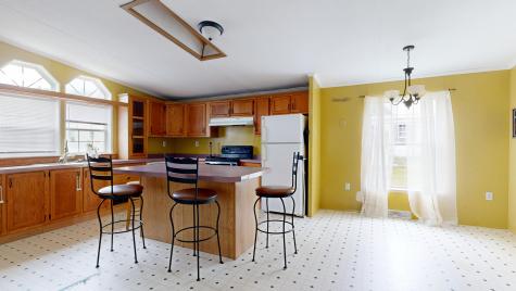 33 Dunlop Avenue Mechanic Falls ME 04256