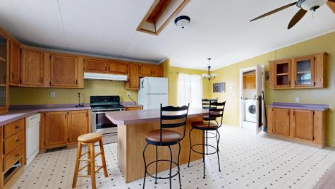 33 Dunlop Avenue Mechanic Falls ME 04256