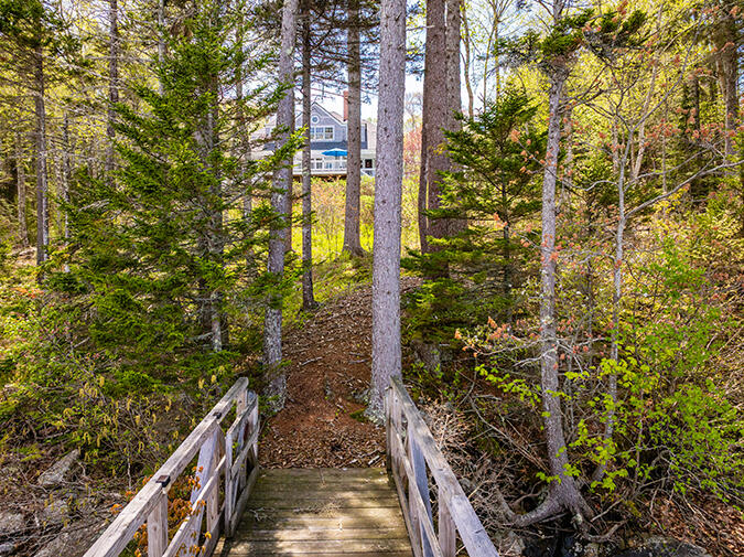127 Treasure Point Road Saint George ME 04860