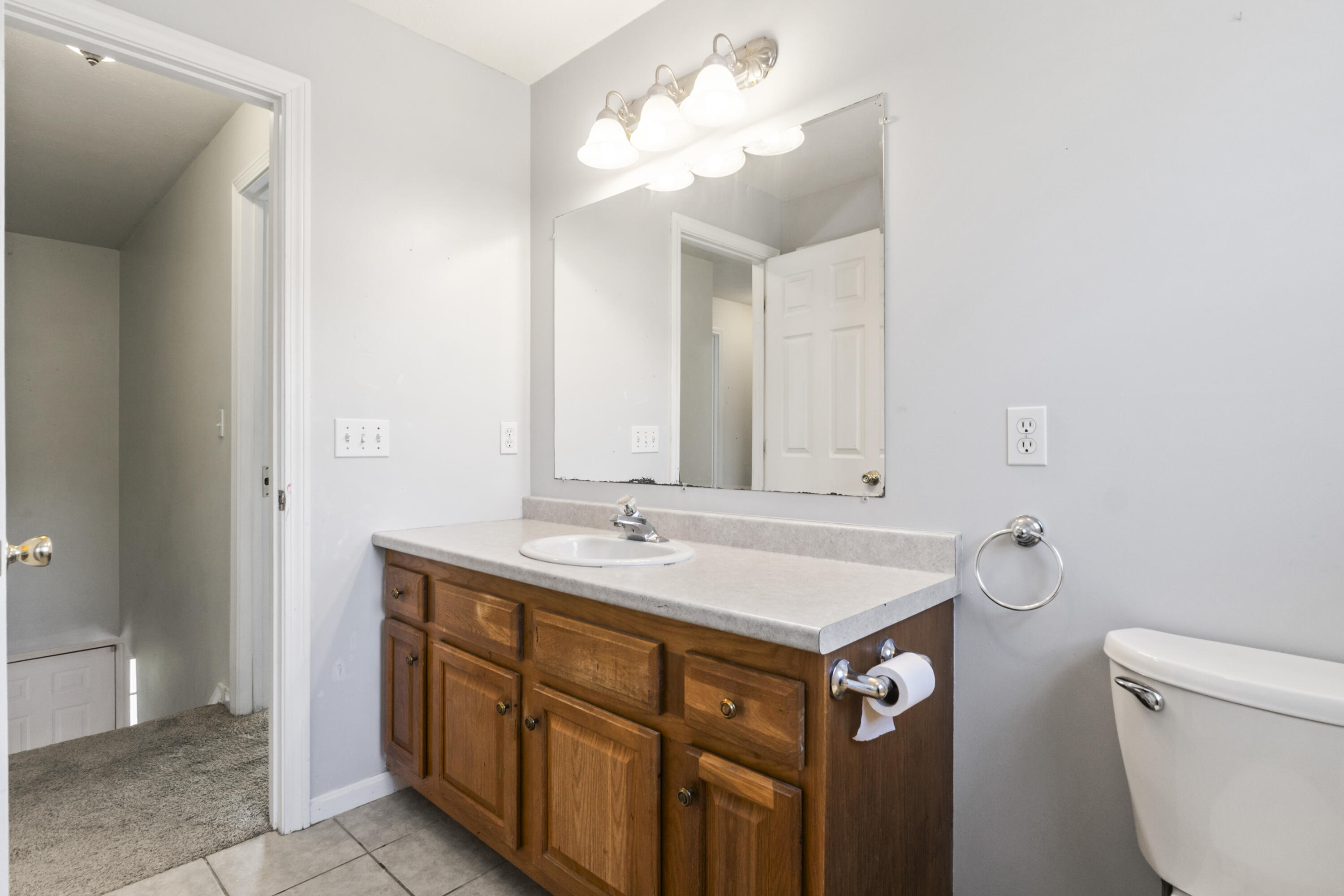 8 Elliott Road Gorham ME 04038