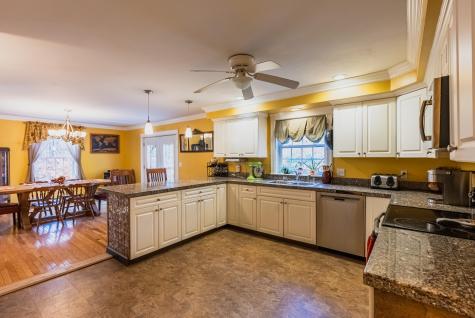 21 Rockaway Road Falmouth ME 04105