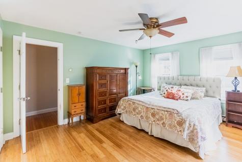 21 Rockaway Road Falmouth ME 04105