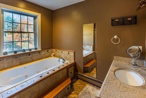 21 Rockaway Road Falmouth ME 04105