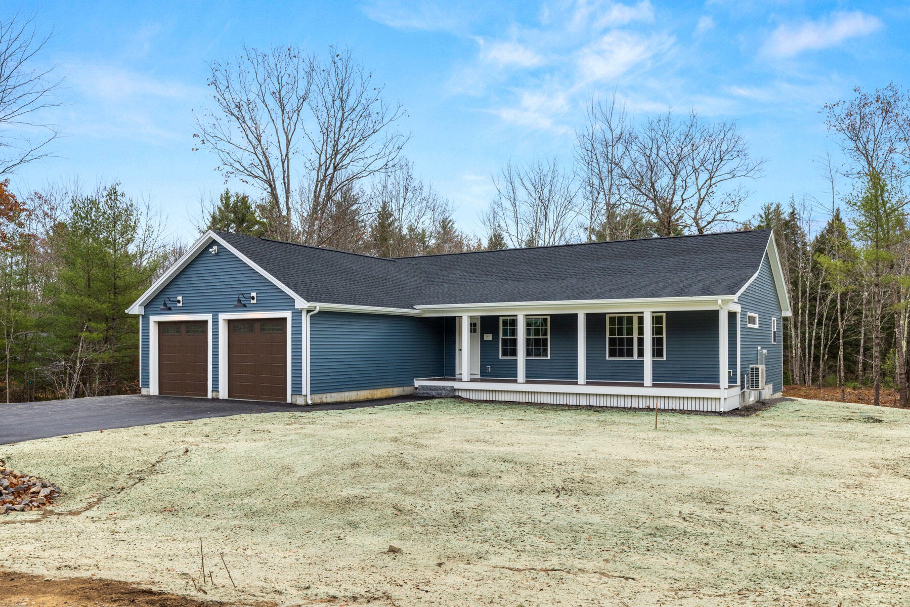 Berwick ME, 21 Johnny Lane