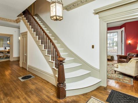 37 Summer Street Kennebunk ME 04043