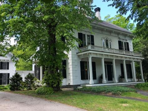 37 Summer Street Kennebunk ME 04043