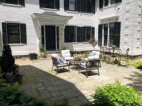 37 Summer Street Kennebunk ME 04043