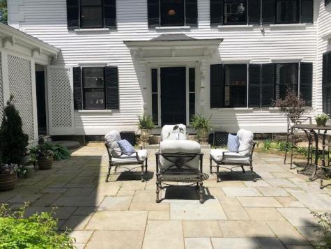 37 Summer Street Kennebunk ME 04043