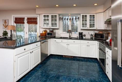 13 Jeffrey Drive York ME 03909