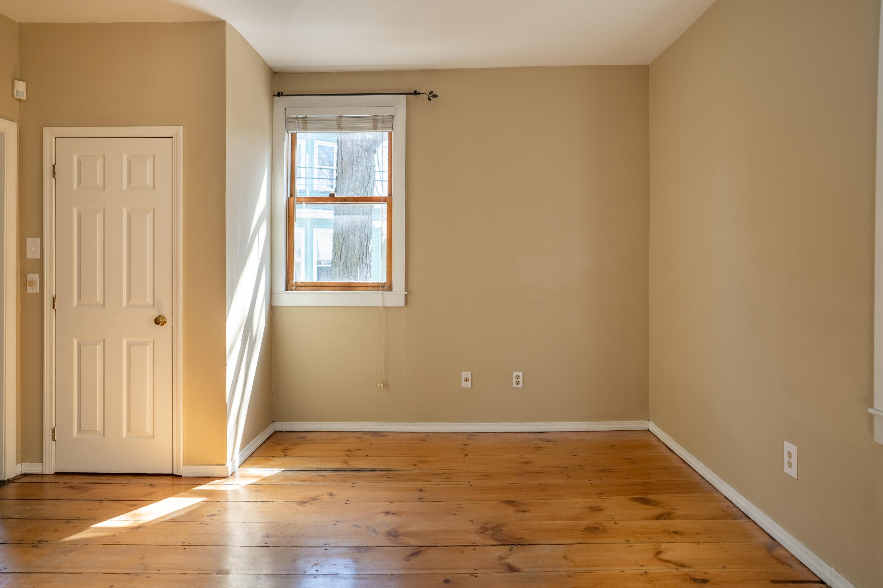 166 Neal Street Portland ME 04102