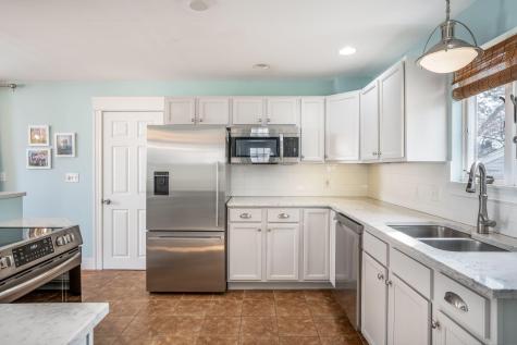 46 Hillside Avenue South Portland ME 04106