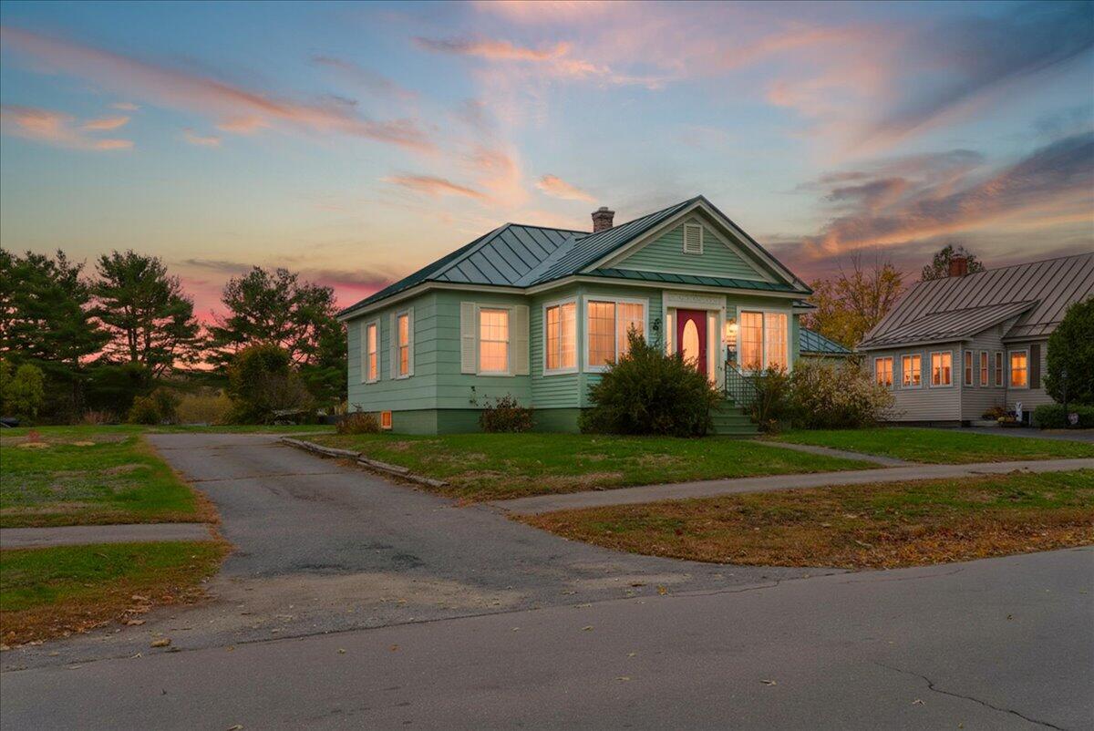 10 Greenwood Avenue Skowhegan ME 04976