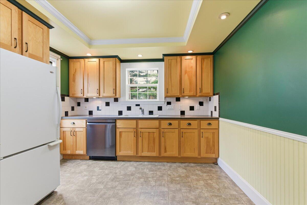 10 Greenwood Avenue Skowhegan ME 04976