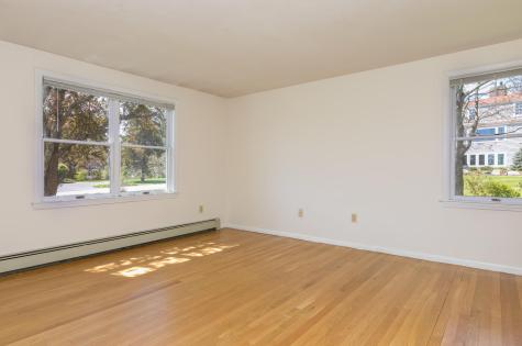 44 Broad Cove Road Cape Elizabeth ME 04107