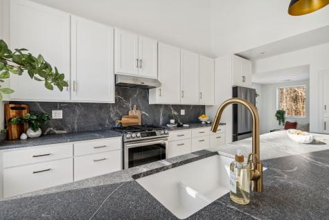 32 Mattie Lane Durham ME 04222