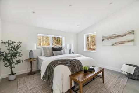 32 Mattie Lane Durham ME 04222