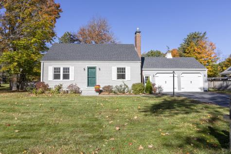 5 Crestwood Road Cumberland ME 04021