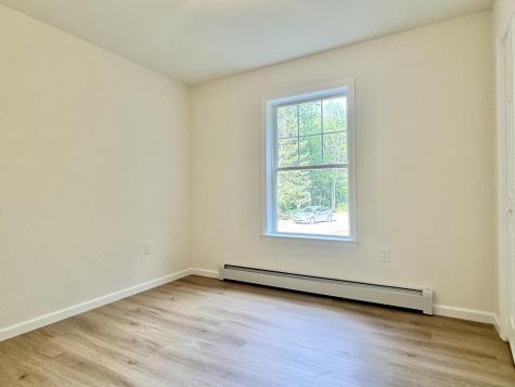 14 Lacey Lane Buxton ME 04093