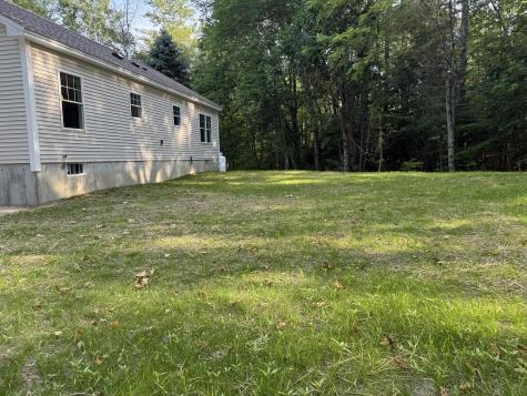 14 Lacey Lane Buxton ME 04093