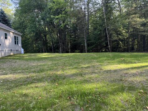 14 Lacey Lane Buxton ME 04093