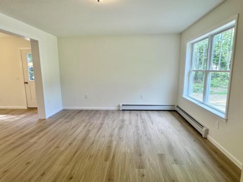 14 Lacey Lane Buxton ME 04093