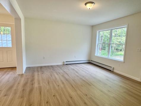 14 Lacey Lane Buxton ME 04093