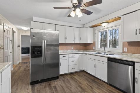 11 Gloria Street Gorham ME 04038