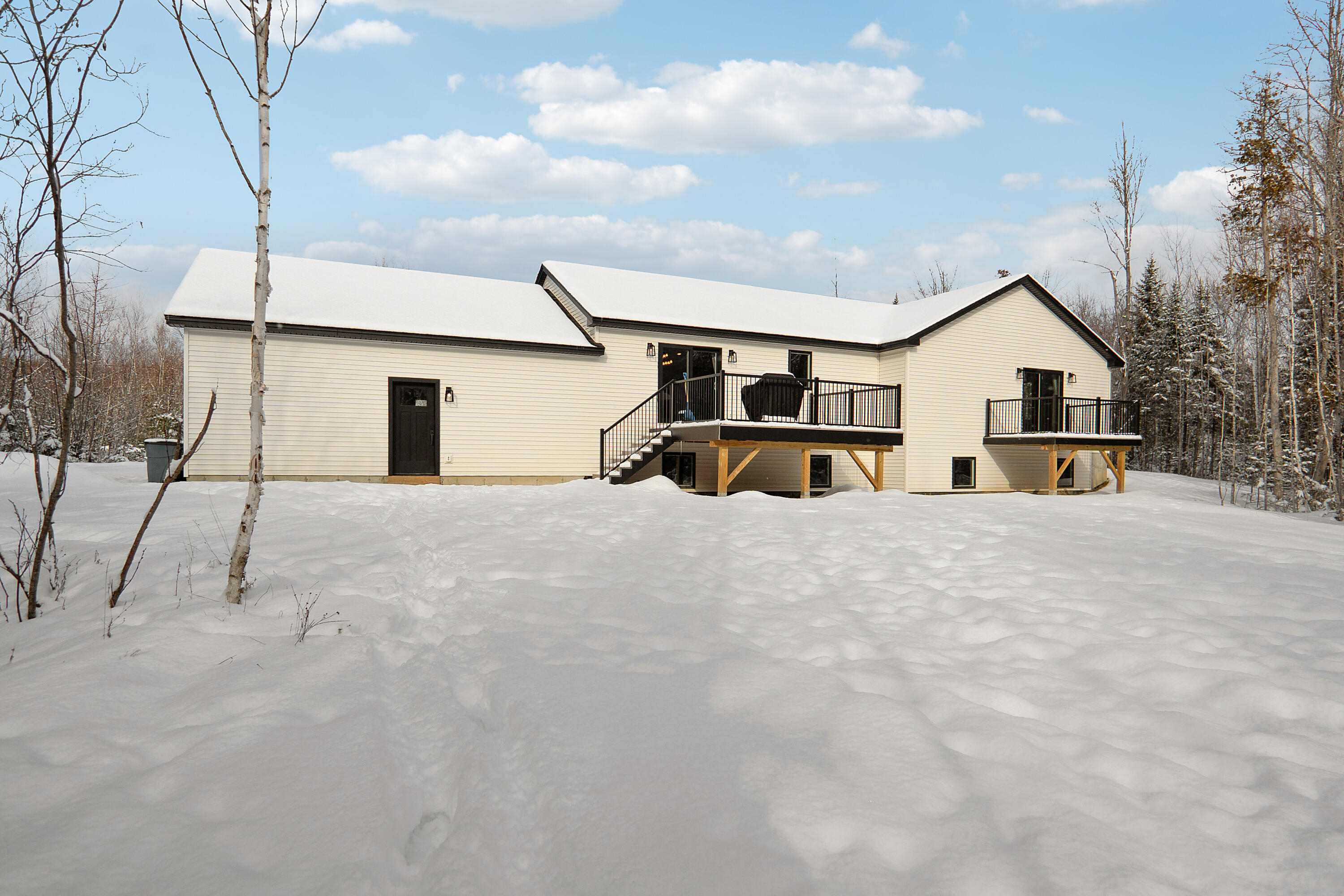 67 Stacey Lane Kenduskeag ME 04450