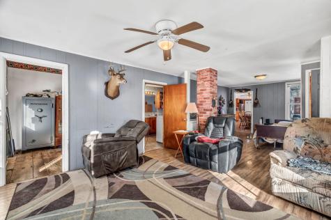 109 Waldoboro Road Friendship ME 04547