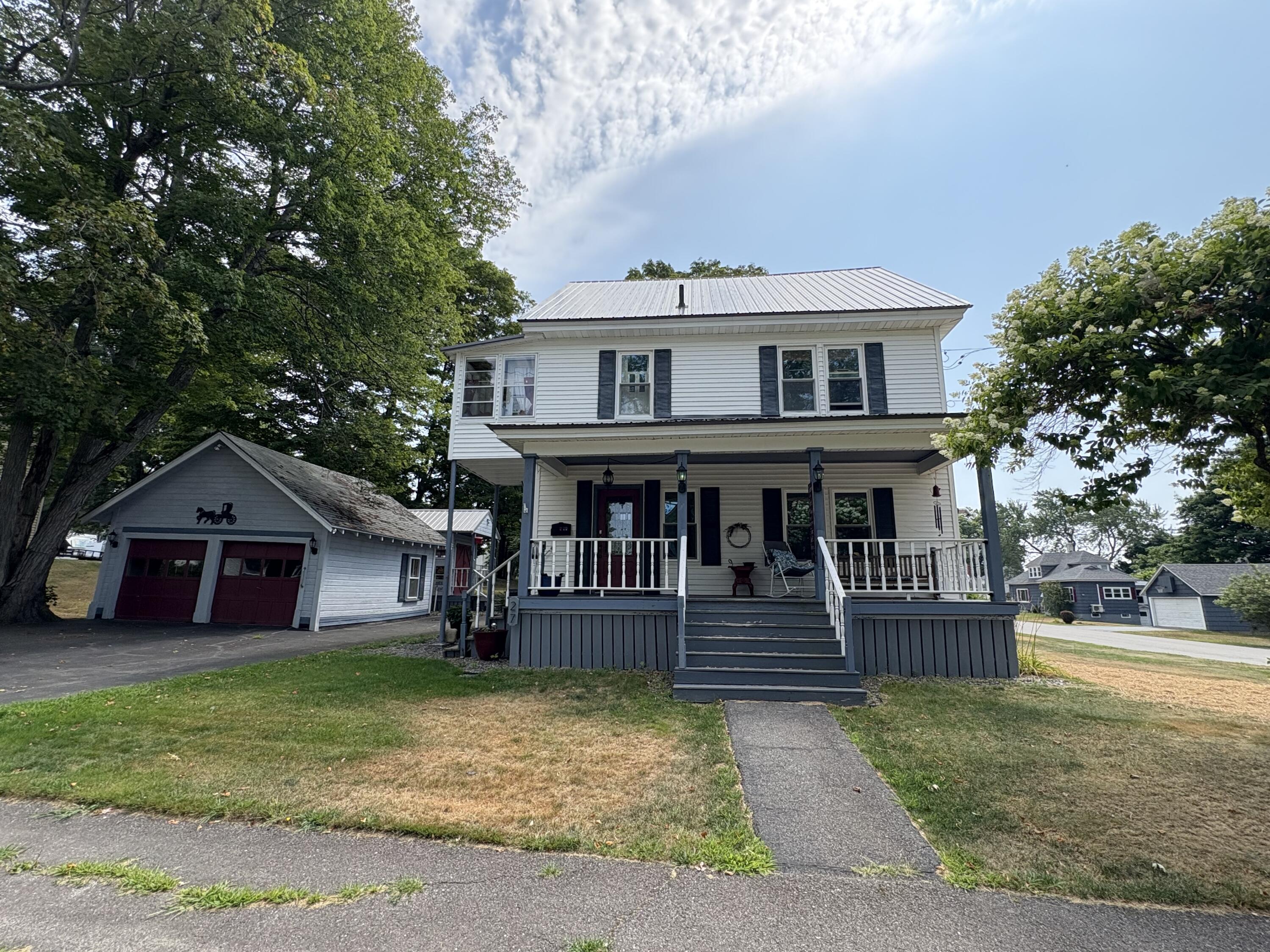 27 Birch Street East Millinocket ME 04430