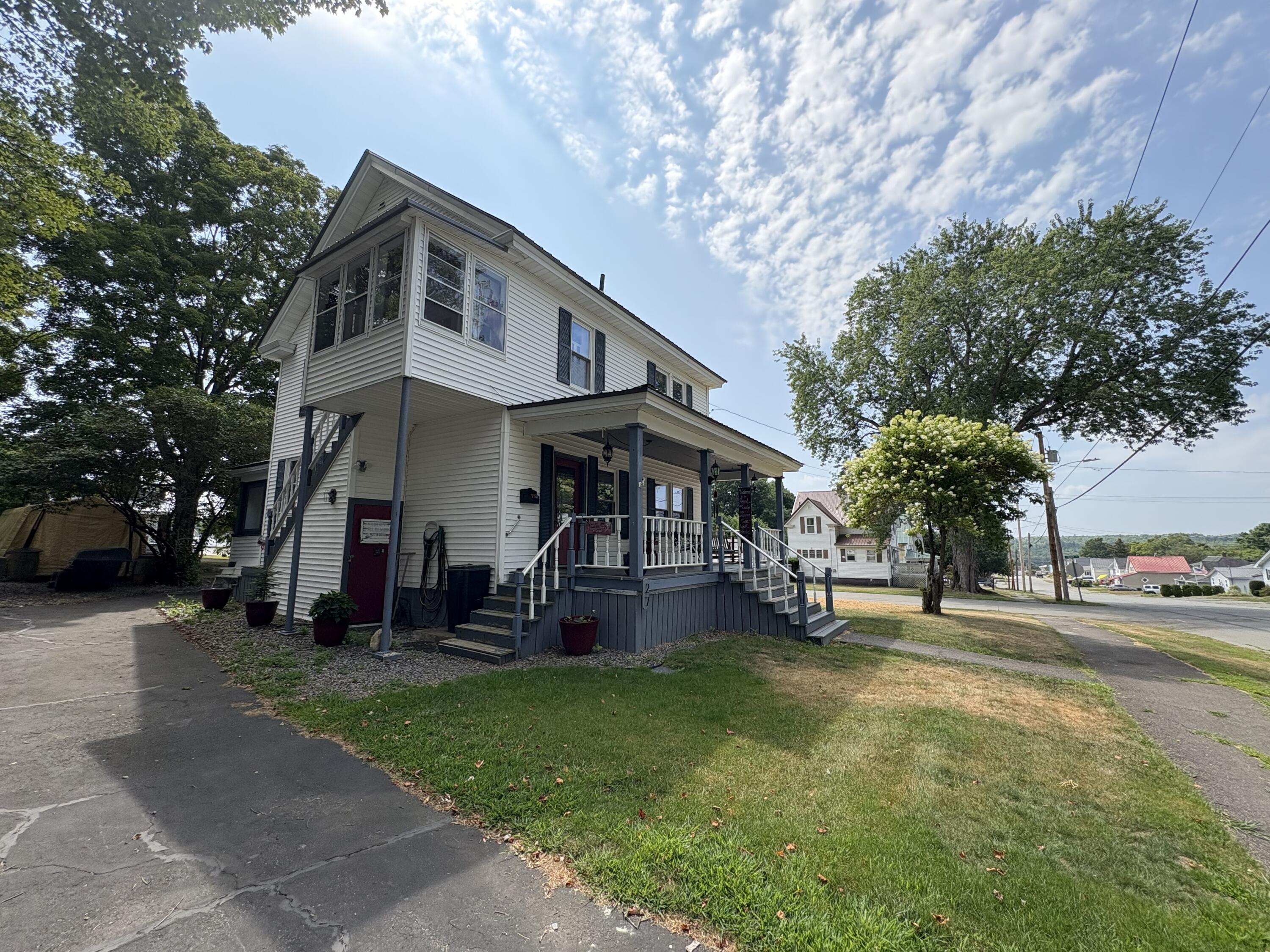 27 Birch Street East Millinocket ME 04430