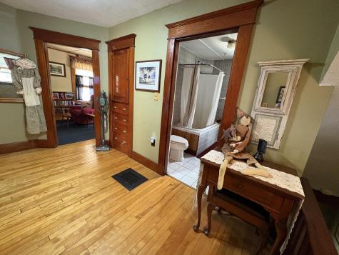 27 Birch Street East Millinocket ME 04430