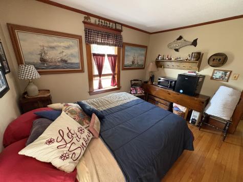 27 Birch Street East Millinocket ME 04430