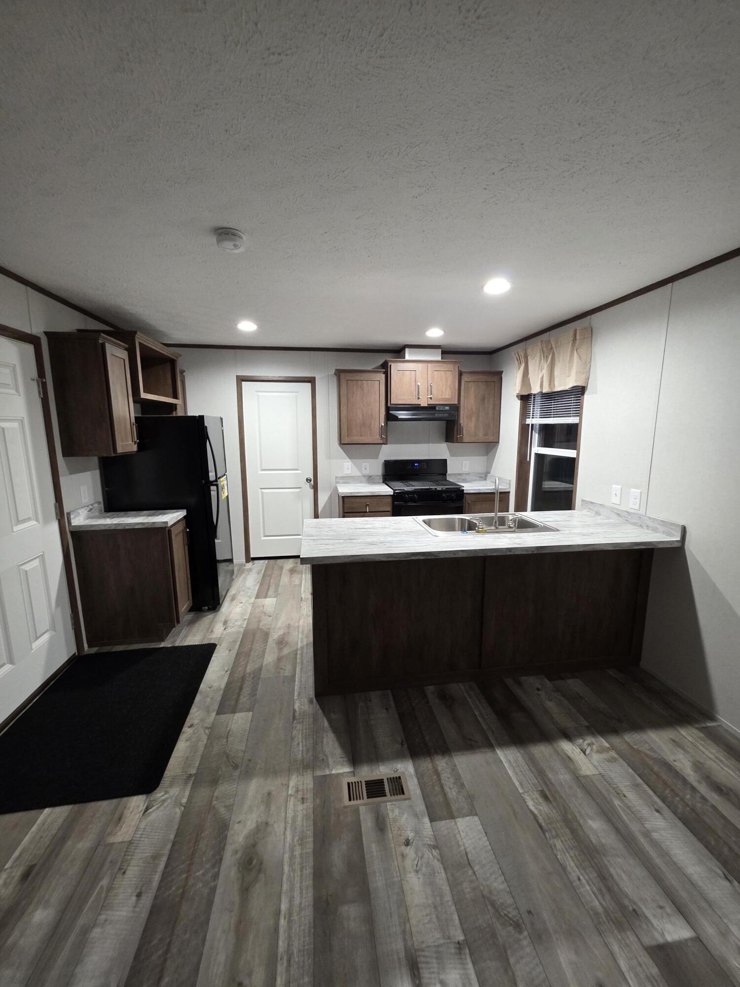 10 Goose River Estates Swanville ME 04915