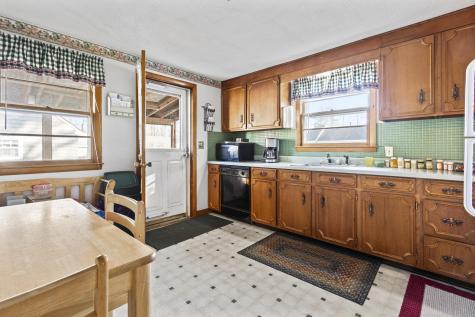 17 Anne Terrace Westbrook ME 04092