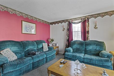 17 Anne Terrace Westbrook ME 04092