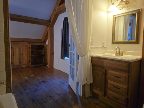 56 Fox Den Edgecomb ME 04556