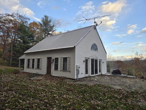 56 Fox Den Edgecomb ME 04556