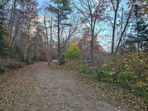 56 Fox Den Edgecomb ME 04556