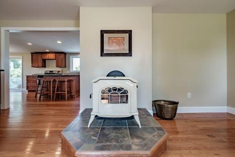 287 Woodville Road Falmouth ME 04105