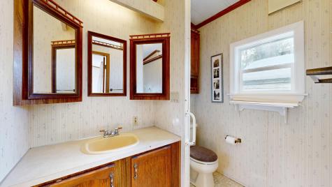 14 Autumn Lane Lewiston ME 04240