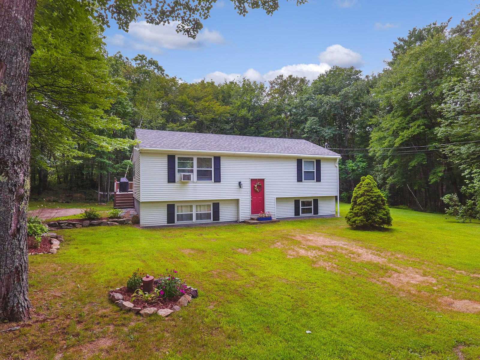 1361 Eastern Avenue Chelsea ME 04330