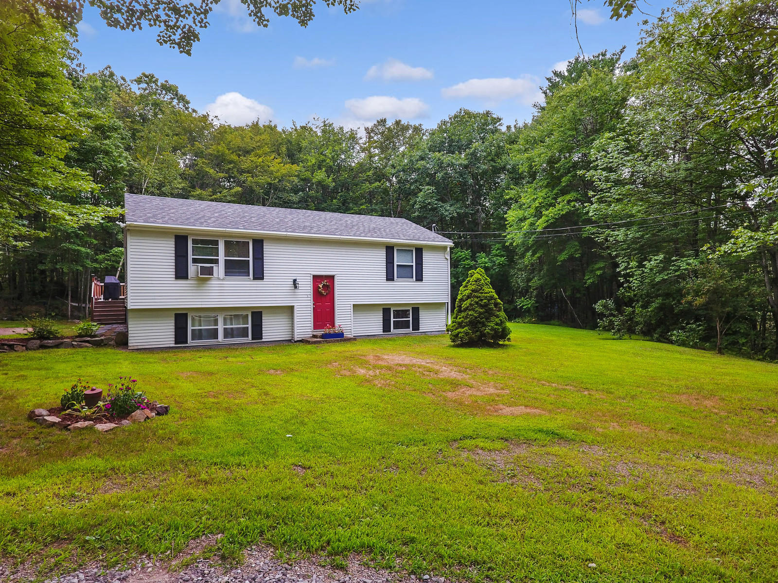 1361 Eastern Avenue Chelsea ME 04330