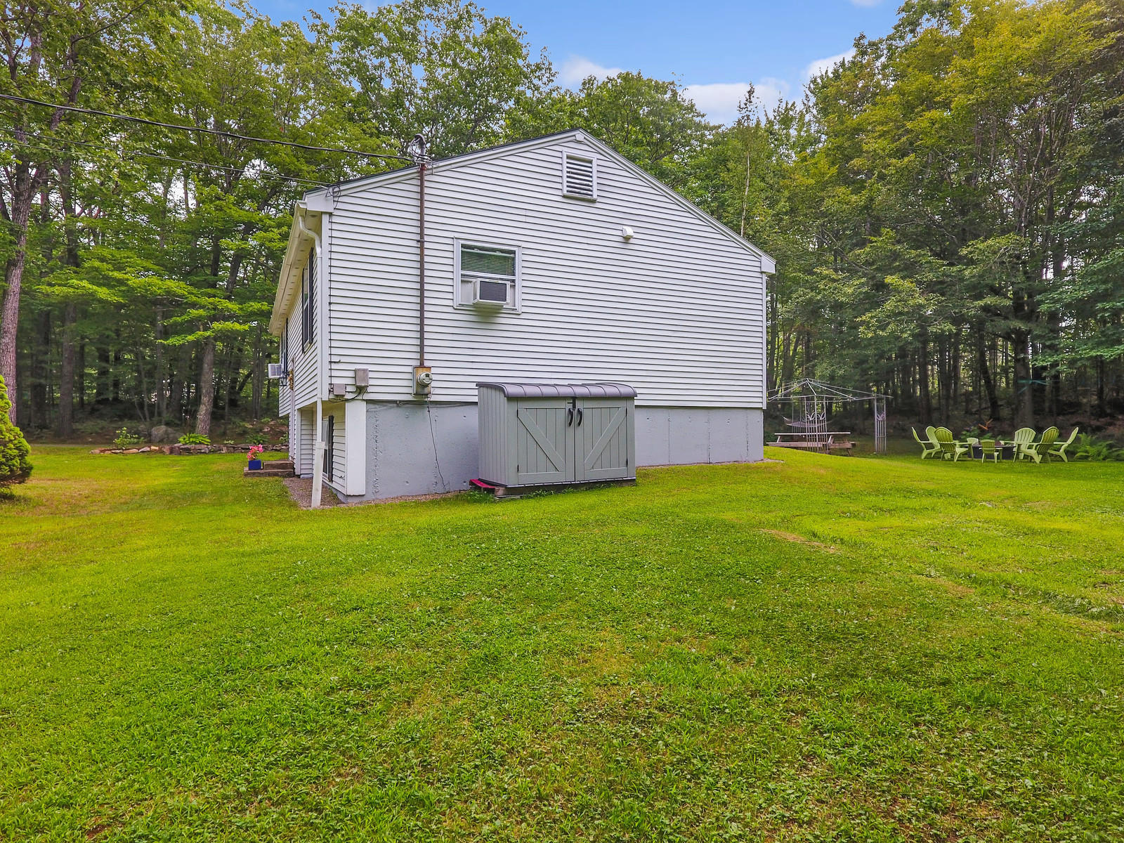1361 Eastern Avenue Chelsea ME 04330