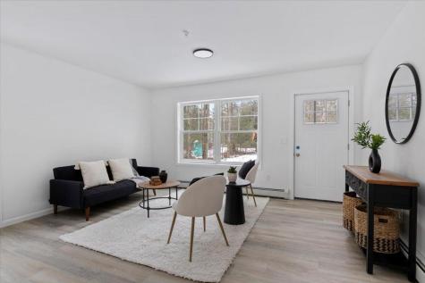 1 Donna's Way Saco ME 04072