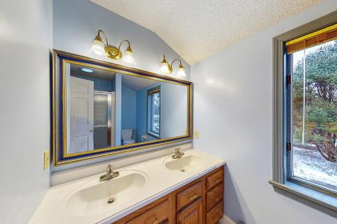 152 Princes Point Road Yarmouth ME 04096