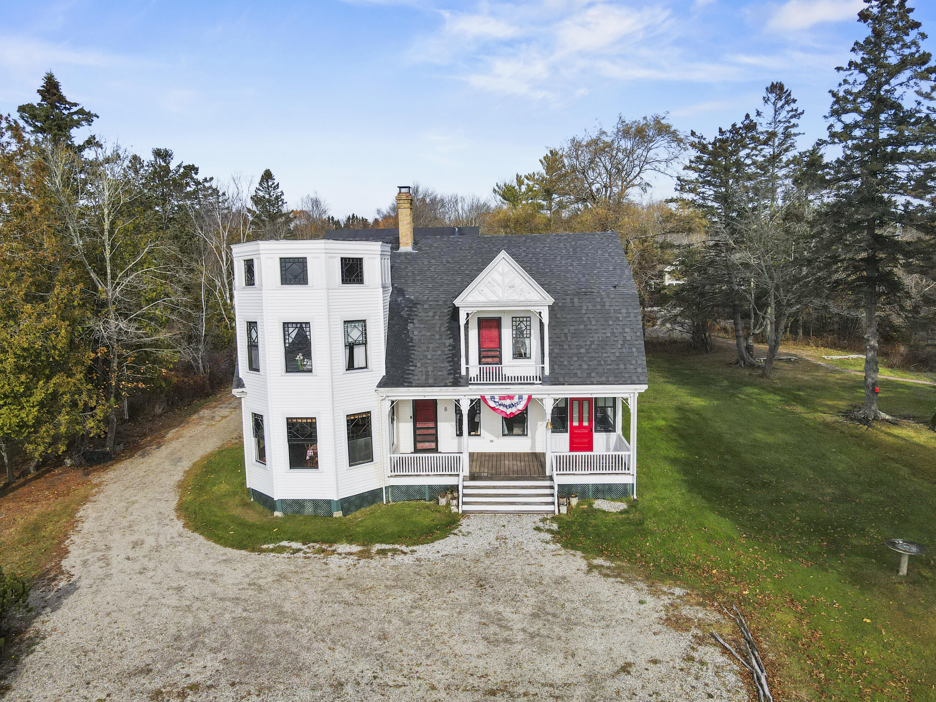 29 Navy Street Searsport ME 04974