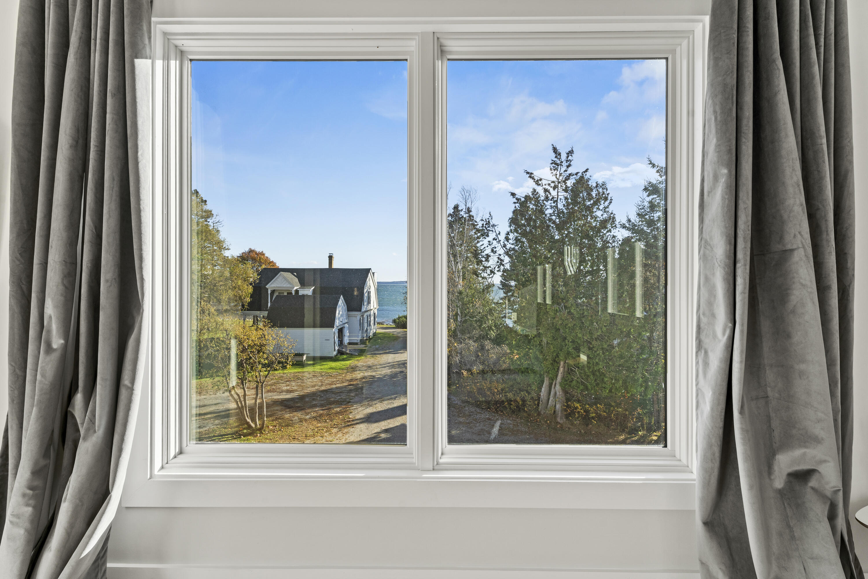 29 Navy Street Searsport ME 04974